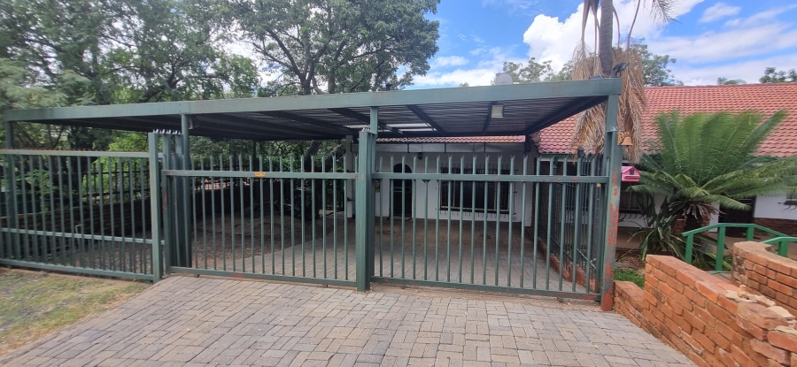 3 Bedroom Property for Sale in Elandsrand North West